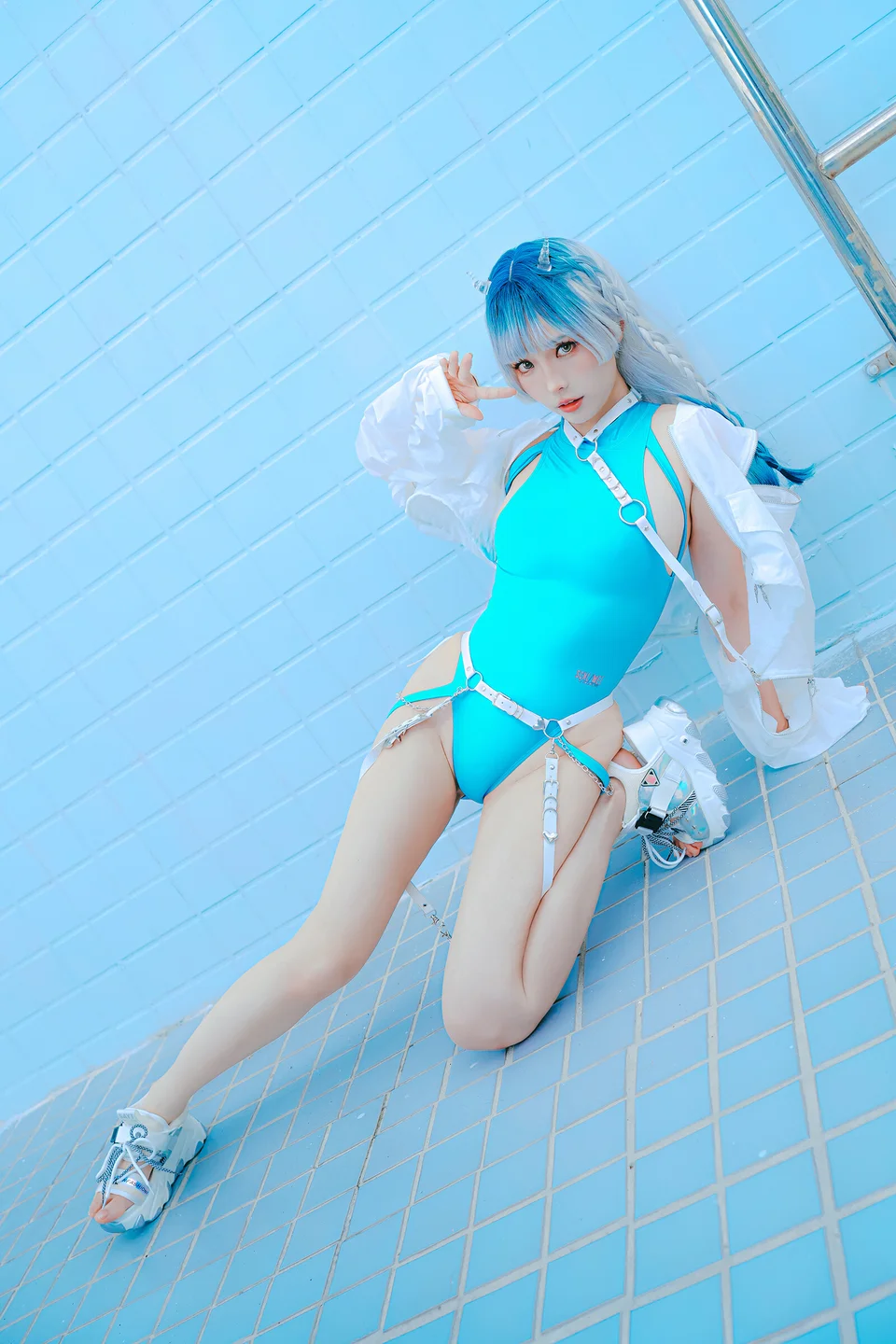 ElyEE子 - Glassyhorn Devil [34P,3V-94MB] tg@simisebaisi 【丝足阁】003.webp